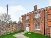 2 Bedroom Detached House For Sale In Roehampton, London