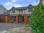 2 Bedroom Detached House For Sale In Southport