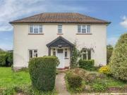 2 bedroom Detached House for sale, Yarde Close,...