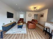 2 Bedroom Detached House to Let