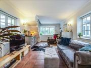 2 bedroom detached house to rent