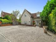 2 bedroom detached house to rent