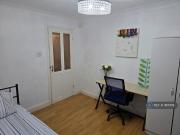 2 bedroom detached house to rent