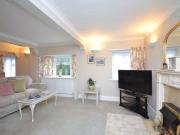 2 bedroom detached house to rent