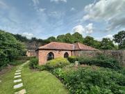 2 bedroom detached house to rent