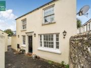 2 bedroom detached house to rent