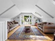 2 bedroom detached house to rent