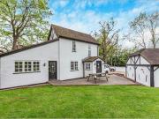 2 bedroom detached house to rent