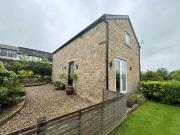 2 bedroom detached house to rent