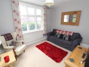 2 bedroom detached house to rent