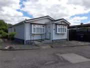 2 bedroom Detached Property for sale, Blenheim Close,...