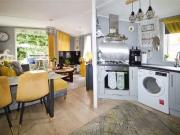 2 bedroom Detached Property for sale, Park Road,...