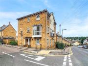 2 bedroom duplex for rent in Diana Road, Chatham, Kent, ME4