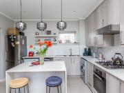 2 Bedroom Duplex in Morningside