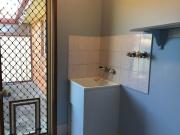 2 BEDROOM DUPLEX NEAT AND TIDY