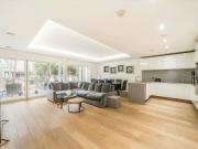 2 bedroom duplex to rent