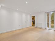 2 bedroom duplex to rent