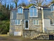 2 Bedroom End Of Terrace House