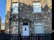 2 bedroom end of terrace house for rent in Ackworth...