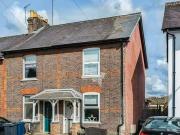 2 bedroom end of terrace house for rent in Bellingdon...