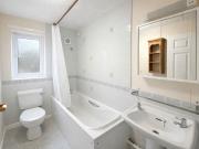 2 bedroom end of terrace house for rent in Blackstock...