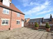 2 bedroom end of terrace house for rent in Corn Mill...