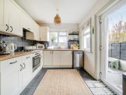 2 bedroom end of terrace house for rent in Elgin Road,...