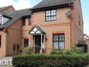 2 bedroom end of terrace house for rent in Greenside...