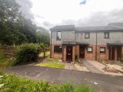 2 bedroom end of terrace house for rent in Harris Close,...