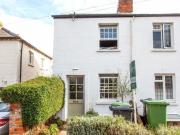 2 Bedroom End Of Terrace House For Rent In Henley on...