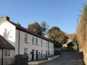 2 bedroom end of terrace house for rent in High Street...