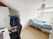 2 Bedroom End Of Terrace House For Rent In Hyde Park