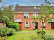 2 Bedroom End Of Terrace House For Rent In Kew