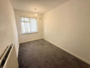 2 bedroom end of terrace house for rent in Lingtree...