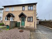 2 bedroom end of terrace house for rent in Lloyd Close,...