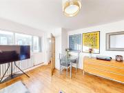 2 bedroom end of terrace house for rent in Old Mill...