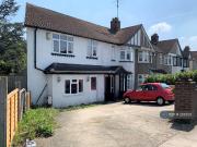 2 bedroom end of terrace house for rent in Penhill Road,...
