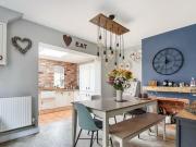 2 Bedroom End Of Terrace House For Rent In Reading