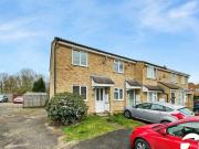 2 bedroom end of terrace house for rent in Roundhay...