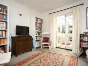 2 bedroom end of terrace house for rent in Short Street,...