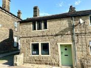 2 Bedroom End Of Terrace House For Rent In Todmorden