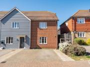 2 bedroom end of terrace house for sale