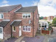 2 bedroom end of terrace house for sale
