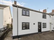 2 bedroom end of terrace house for sale