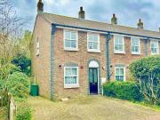 2 bedroom end of terrace house for sale