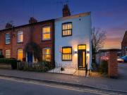 2 bedroom end of terrace house for sale