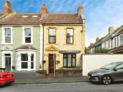 2 bedroom end of terrace house for sale in Agate Street,...