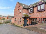 2 Bedroom End Of Terrace House For Sale In Berkshire