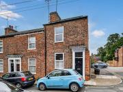 2 bedroom end of terrace house for sale in Buckingham...