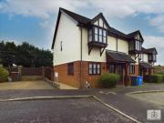 2 bedroom end of terrace house for sale in Camwood...